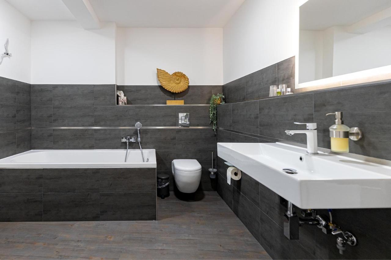 Garni  Am Domplatz Hotel